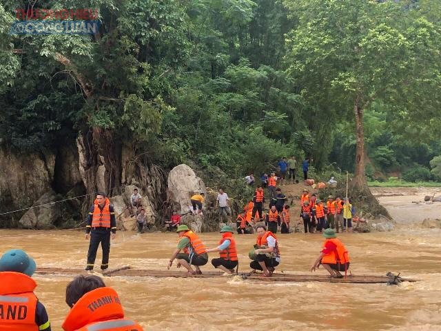 CA Thanh Hóa không tổ chức kỷ niệm ngày truyền thống, tập trung giúp đỡ đồng bào khắc phục hậu quả lũ lụt - Hình 1