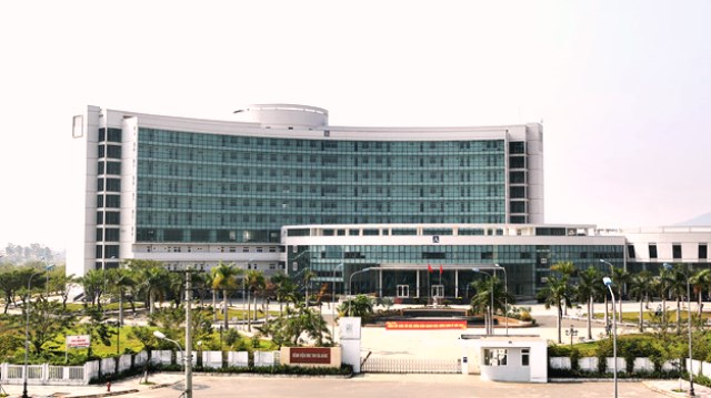 Bệnh viện Ung bướu Đà Nẵng: Phải tiếp nhận điều trị cùng lúc lên tới 900 bệnh nhân - Hình 1