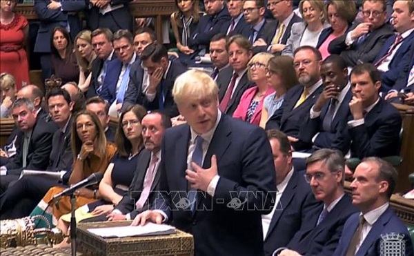 Các nghị sĩ kêu gọi Thủ tướng Anh triệu tập Quốc hội họp trong thời gian nghỉ Hè - Hình 1