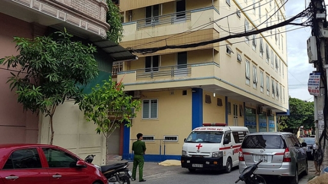 Nghệ An: Rơi từ tầng 4 trung tâm Anh ngữ xuống đất, một thầy giáo nước ngoài tử vong