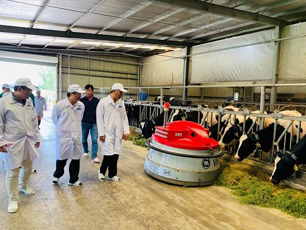 Vinamilk xây dựng vùng chăn nuôi bò sữa an toàn dịch bệnh theo quy định Quốc tế - Hình 3
