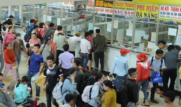 Vé tàu, xe dịp nghỉ lễ 2/9 tăng giá