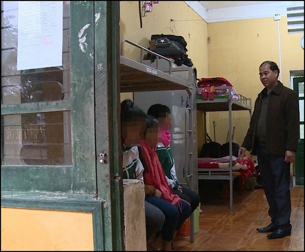 Phú Thọ: Khởi tố, bắt giam cựu hiệu trưởng dâm ô 7 nam sinh trường nội trú