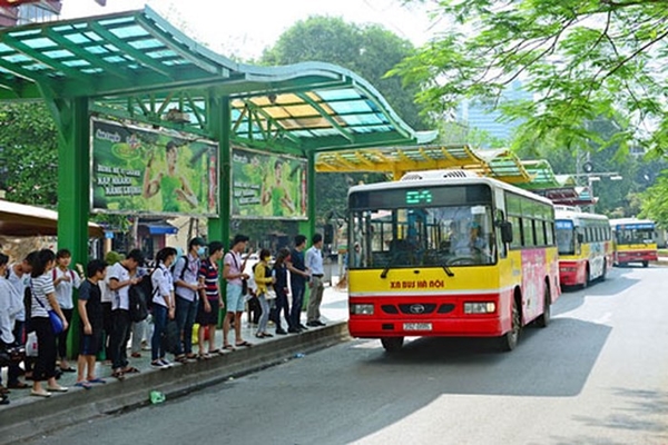 Hà Nội: Từ 1/9, miễn phí đi xe buýt cho người thuộc diện ưu tiên - Hình 1