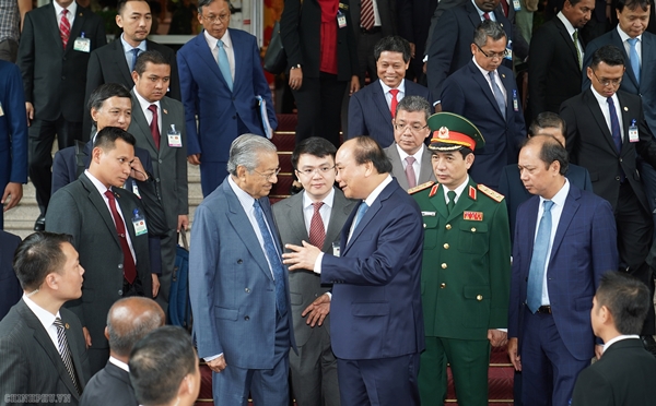 Hai Thủ tướng họp báo chung thông báo kết quả hội đàm (Ảnh VGP/Quang Hiếu)