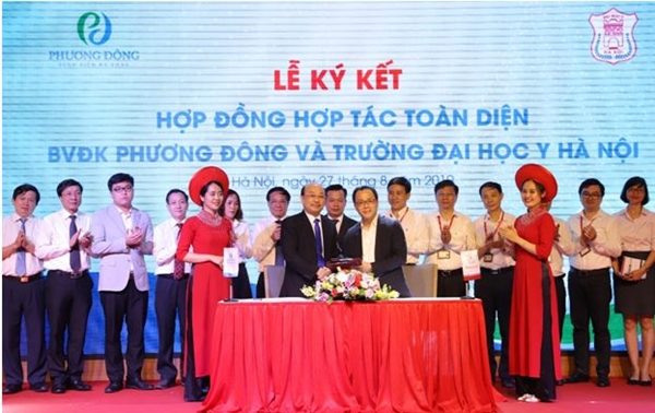 Bệnh viện Đa khoa Phương Đông ký kết hợp tác phát triển toàn diện cùng Đại học Y Hà Nội