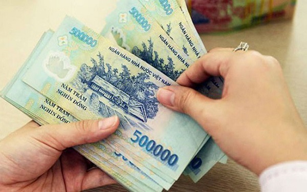 Xử lý nghiêm ngân hàng "lách" - tăng lãi suất huy động