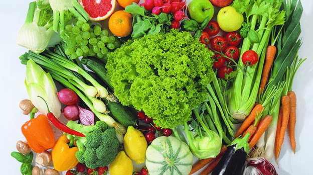 Thay đổi thói quen nên ăn nhiều rau xanh và trái cây