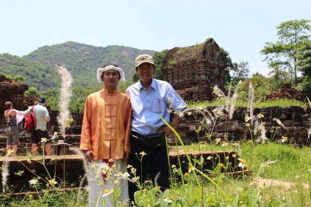 Những nghệ nh&acirc;n Chăm tại Di t&iacute;ch Mỹ Sơn