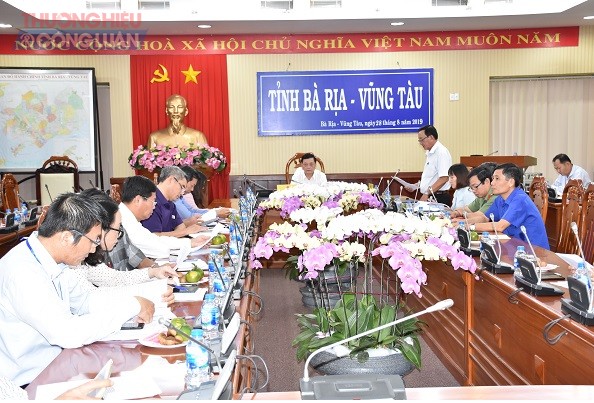 Ông Nguyễn Thành Long, Quyền Chủ tịch UBND tỉnh BR-VT chủ trì cuộc họp