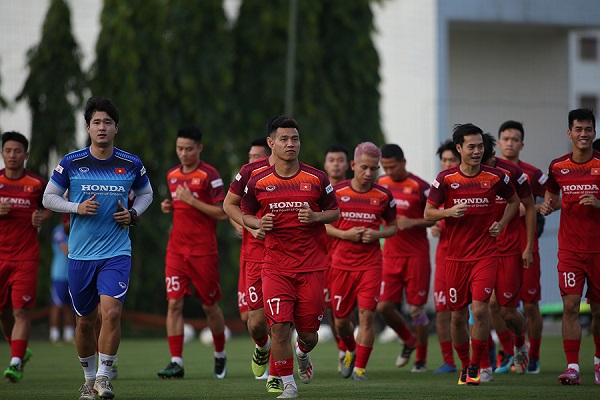 HLV Park Hang Seo loại 3 cầu thủ trước ngày lên đường sang Thái Lan