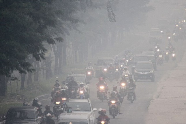 Hà Nội ô nhiễm không khí gấp 2 – 4 lần bình thường