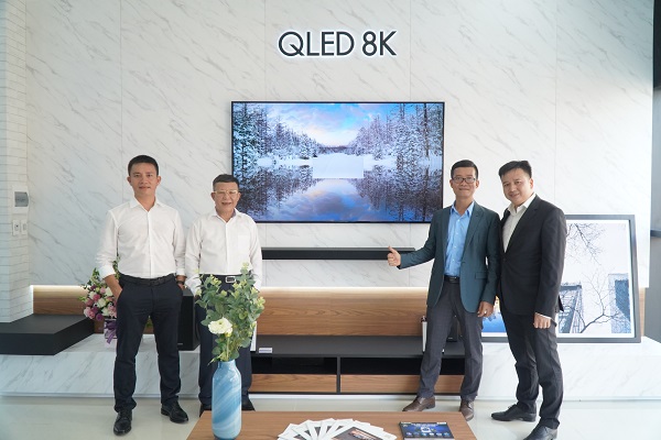 Tuyệt tác Tivi Qled 8K đầu tiên trên thị trường Q900R