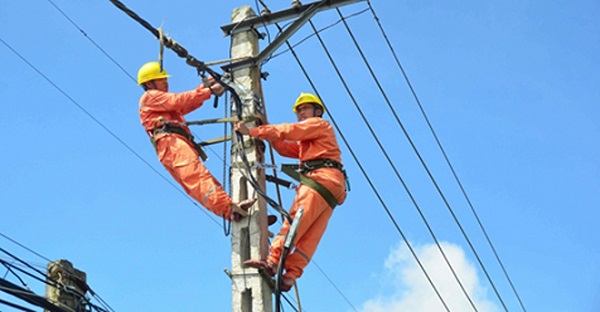 Ninh Bình: Đình chỉ công tác Giám đốc điện lực Gia Viễn do cắt điện không đúng như thông báo