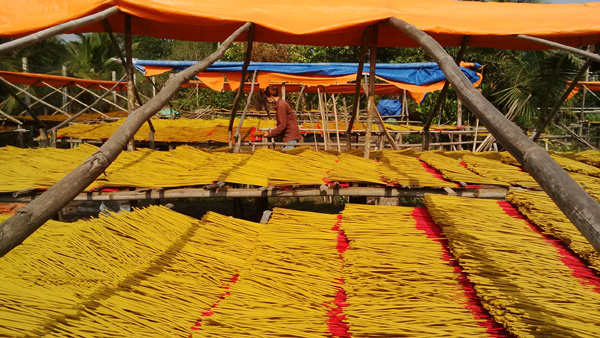 Doanh nghiệp sản xuất hương có nguy cơ mất thị trường xuất khẩu