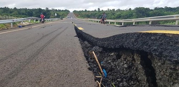 Đường tránh Chư Sê chưa nghiệm thu đã sụt lún: Bộ GTVT yêu cầu xử lý người đứng đầu