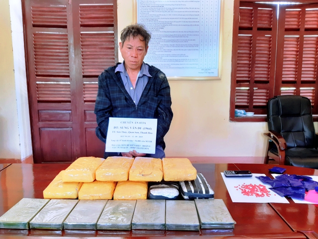 Lực lượng Biên phòng Thanh Hóa bắt giữ đối tượng vận chuyển số lượng lớn ma túy