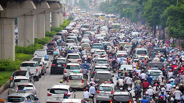 Hà Nội triển khai Quy định về tốc độ, khoảng cách an toàn của xe