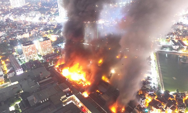 Vụ cháy ở Rạng Đông: Hà Nội đề nghị sớm công bố kết quả giám định môi trường độc lập