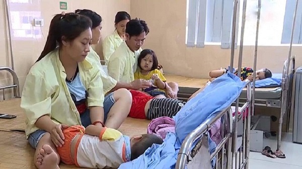 Gần 100 trẻ trường mầm non Thụy Liễu nhập viện nghi bị ngộ độc thực phẩm