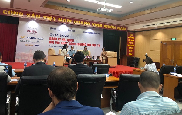 Tọa đàm: Quản lý hải quan với hoạt động thương mại điện tử