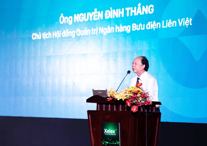 Ông Nguyễn Đình Thắng - Chủ tịch HĐQT LienVietPostBank phát biểu tại buổi lễ