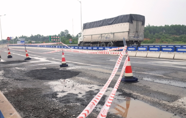 Cao tốc Đà Nẵng-Quảng Ngãi: Đã được xử lý hư hỏng