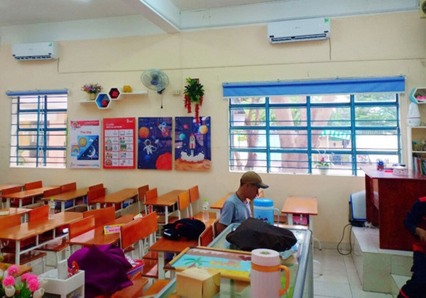 Năm nào cũng góp tiền sắm máy chiếu, máy điều hòa