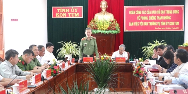 Bộ trường t&ocirc; lam