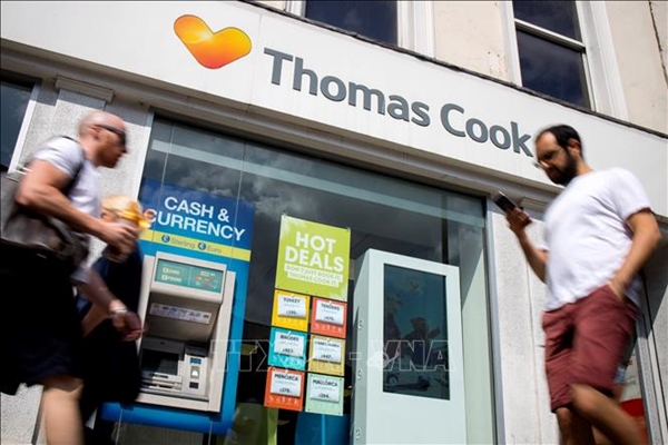 Một chi nhánh của công ty lữ hành Thomas Cook tại London, Anh, ngày 12/7/2019 (Ảnh: AFP/ TTXVN)