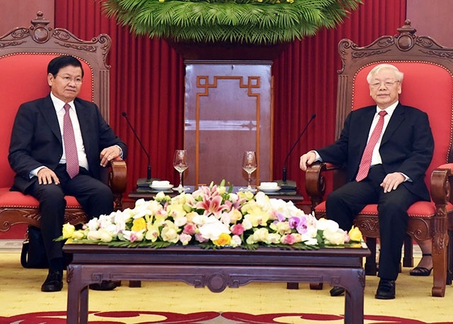 Tổng Bí thư, Chủ tịch nước Nguyễn Phú Trọng tiếp Thủ tướng Lào Thoong-lun Xi-xu-lít