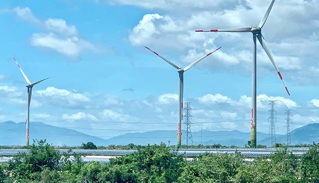 Ninh Thuận: Trung Nam huy động hơn 3.000 tỷ đồng qua kênh trái phiếu cho DA điện mặt trời