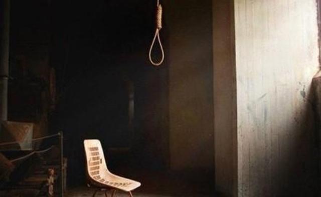 Nghệ An: Nữ hiệu trưởng trường mầm non chết trong tư thế treo cổ