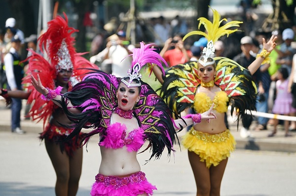 Ngày 6/10/2019 tới, lễ hội Carnival đường phố với sự tham gia biểu diễn của gần 100 nghệ sĩ chuyên nghiệp trong nước và quốc tế sẽ diễn ra tại phố đi bộ Hồ Gươm, nhằm chào mừng “65 năm Giải phóng Thủ đô”.