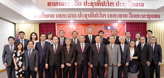 Savannakhet-Lào: Đề nghị Đà Nẵng hỗ trợ quá cảnh hàng hóa qua cảng biển