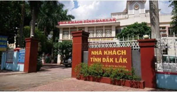 Đường thăng tiến của nữ Trưởng phòng - VP Tỉnh uỷ Đắk Lắk sử dụng hồ sơ giả