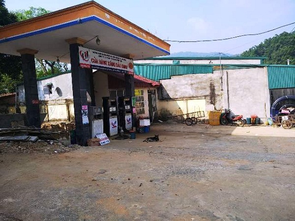 Thanh Hóa: Người dân Na Mèo thấp thỏm sống bên cây xăng rò rỉ