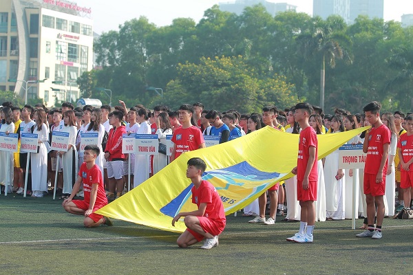 Giải bóng đá truyền thống của học sinh THPT Hà Nội chính thức khai mạc