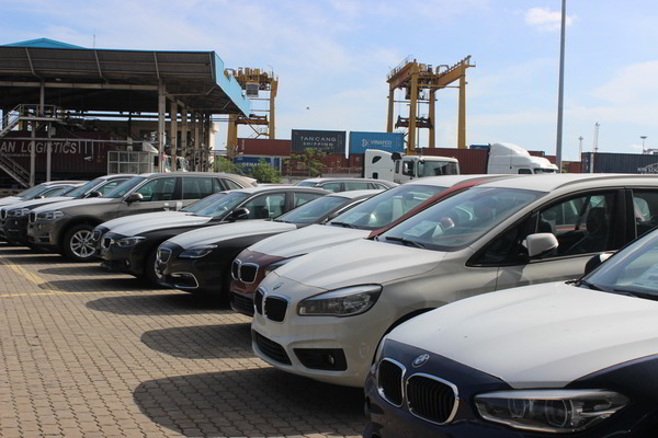 Công nghiệp ô tô sẽ chịu sự cạnh tranh gay gắt của xe nhập khẩu