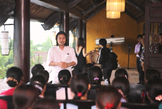 Tổng đạo diễn ho&agrave;ng nhật nam