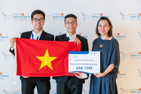 Đội AWM đến từ Việt Nam đăng quang cuộc thi Khám phá khoa học số ASEAN 2019