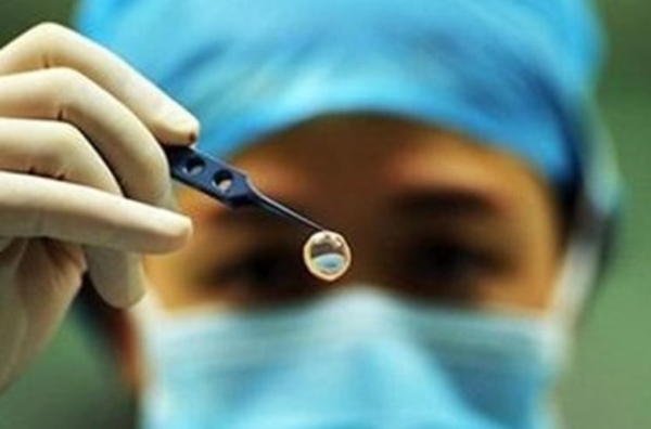 Bố đẻ Thiếu tá Lê Hải Ninh hiến giác mạc khi qua đời