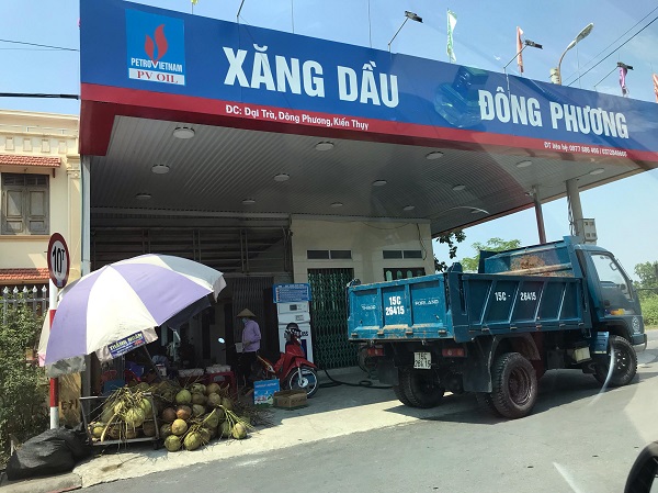 Địa điểm kinh doanh xăng dầu không phép tại huyện Kiến Thụy