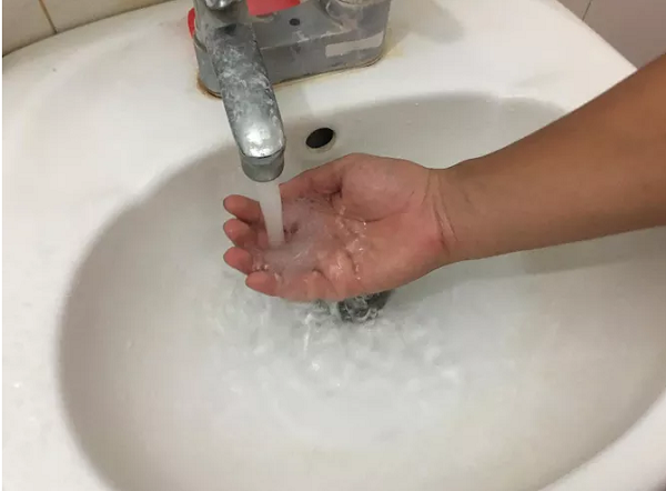 Tác hại của việc sử dụng nước máy có lượng clo vượt quy chuẩn