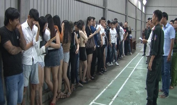 Kiên Giang: Gần 100 đối tượng 'bay lắc' tại quán bar Paradise Club