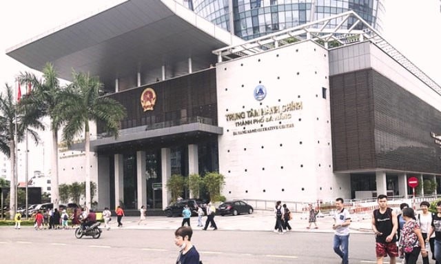 Trung t&acirc;m h&agrave;nh ch&iacute;nh