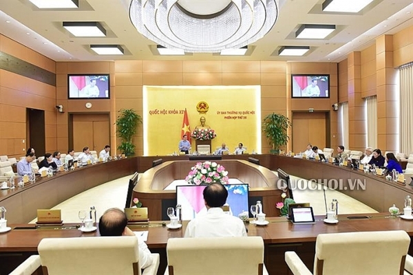 Uỷ ban Thường vụ Quốc hội thảo luận nội dung chương trình kỳ họp thứ 8 (Ảnh Quohoi.vn)