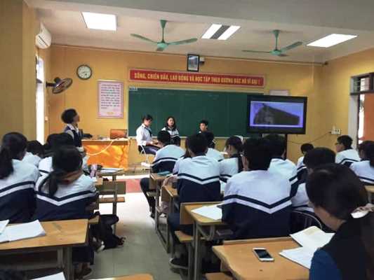 Một giờ học của học sinh Trường THPT Trần Phú
