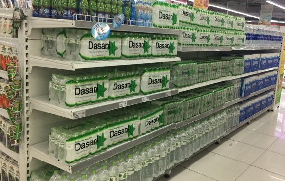 Saigon Co.op huy động số lượng lớn nước đóng chai phục vụ người dân