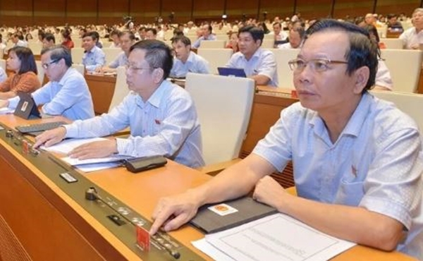 Khai mạc kỳ họp thứ 8: Chốt phương án tăng tuổi hưu, miễn nhiệm Bộ trưởng Y tế